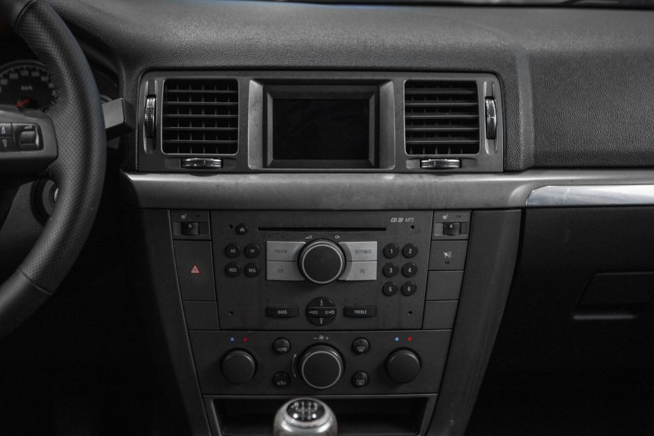 Opel Vectra 1.8 МКПП, 2006, 65 115 км фото 11