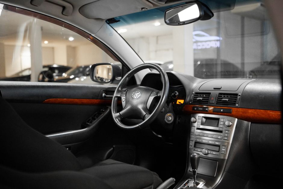 Toyota Avensis 2.0 АКПП, 2007, 183 290 км фото 5