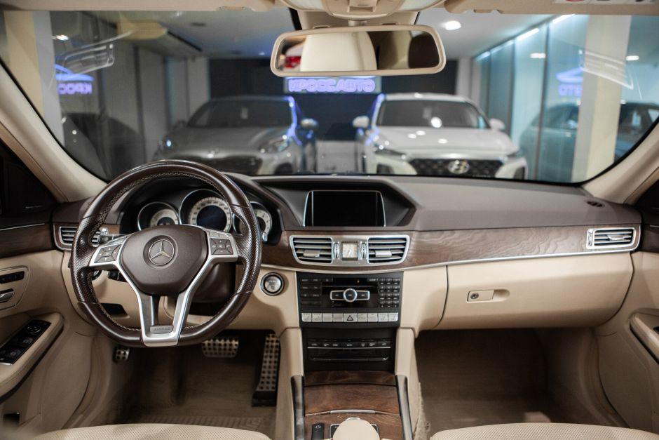 Mercedes-Benz E-класс 3.5 АКПП, 2014, 156 143 км фото 10