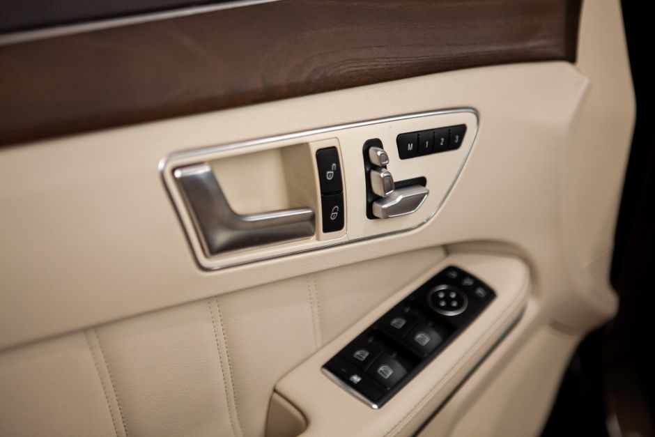 Mercedes-Benz E-класс 3.5 АКПП, 2014, 156 143 км фото 15