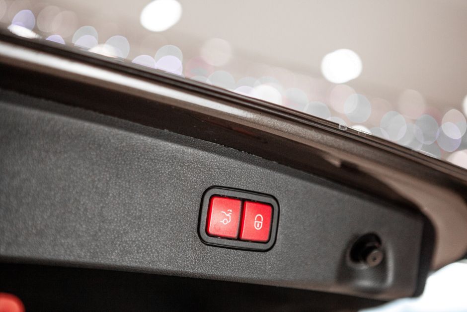 Mercedes-Benz E-класс 3.5 АКПП, 2014, 156 143 км фото 22