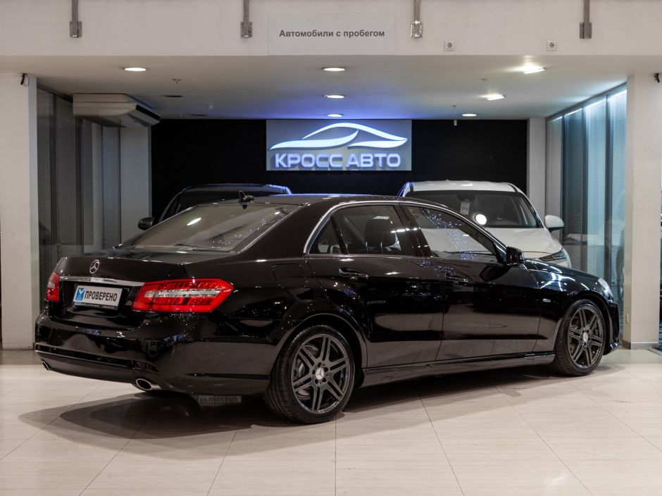 Mercedes-Benz E-класс 1.8 АКПП, 2011, 156 300 км фото 2