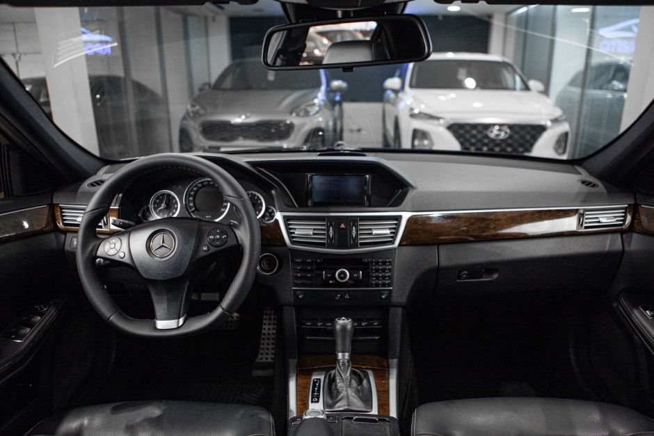 Mercedes-Benz E-класс 1.8 АКПП, 2011, 156 300 км фото 9