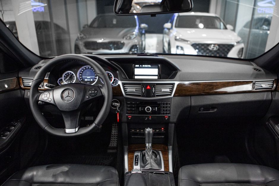 Mercedes-Benz E-класс 1.8 АКПП, 2011, 156 300 км фото 12