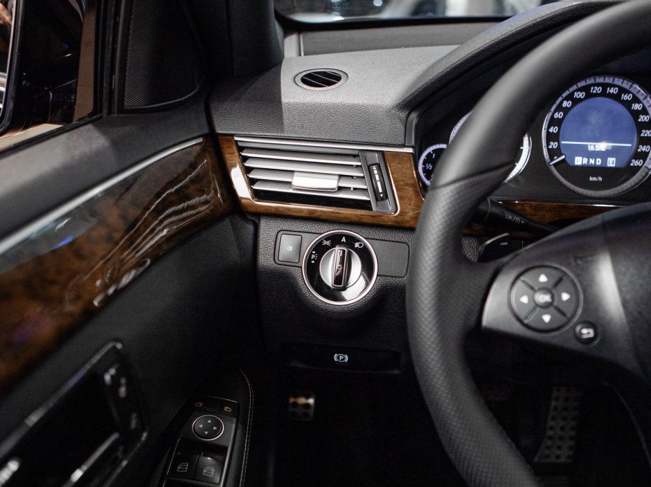 Mercedes-Benz E-класс 1.8 АКПП, 2011, 156 300 км фото 13