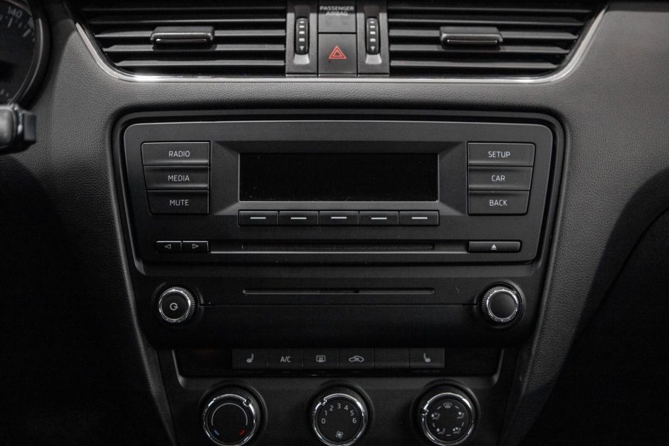 Skoda Octavia 1.4 РКПП, 2013, 142 322 км фото 14