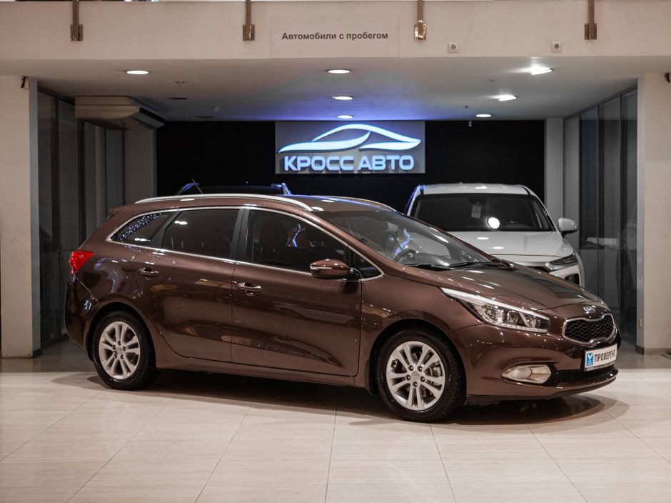 Kia Ceed 1.6 АКПП, 2014, 150 244 км фото 3