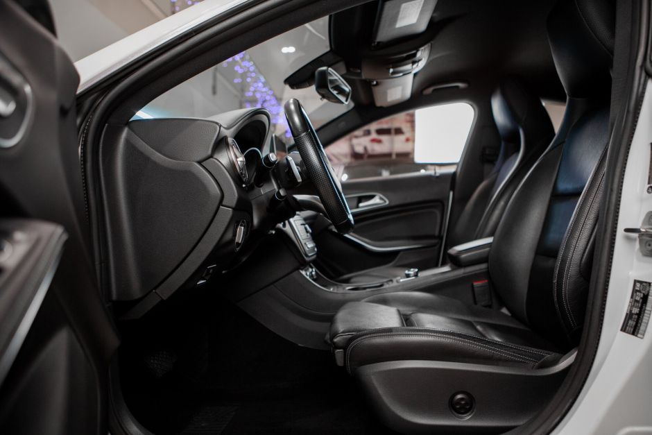 Mercedes-Benz CLA 2.0 РКПП, 2018, 70 287 км фото 18
