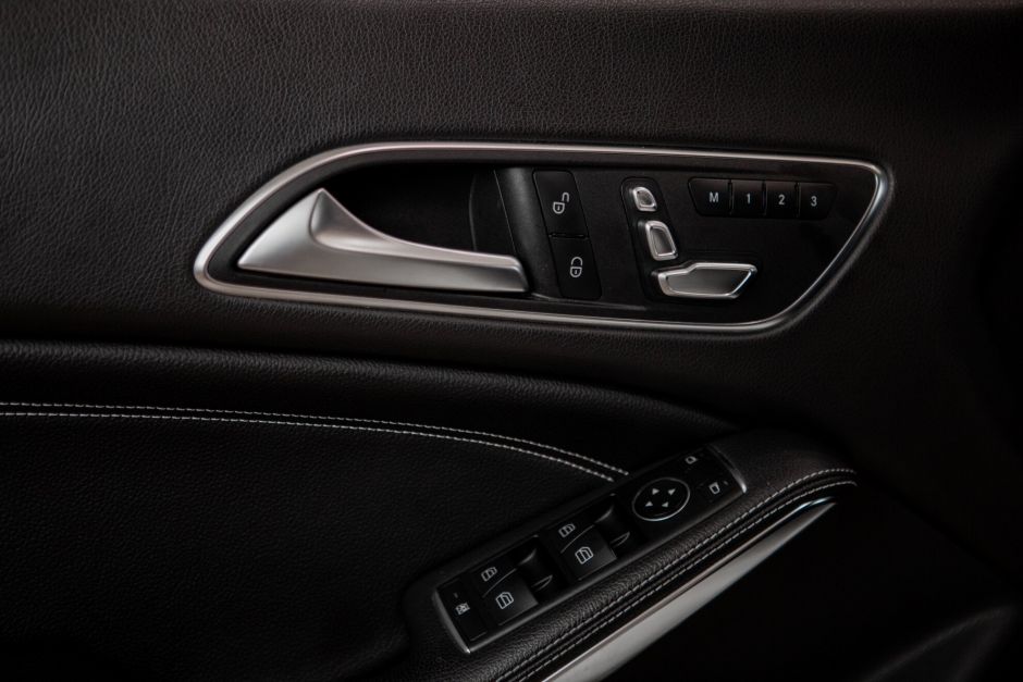 Mercedes-Benz CLA 2.0 РКПП, 2018, 70 287 км фото 19