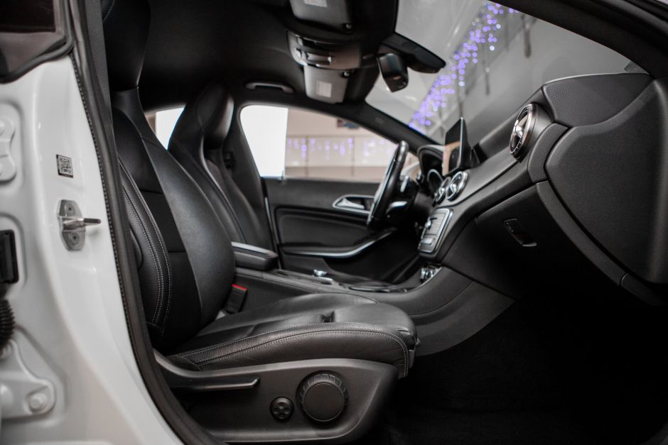 Mercedes-Benz CLA 2.0 РКПП, 2018, 70 287 км фото 22