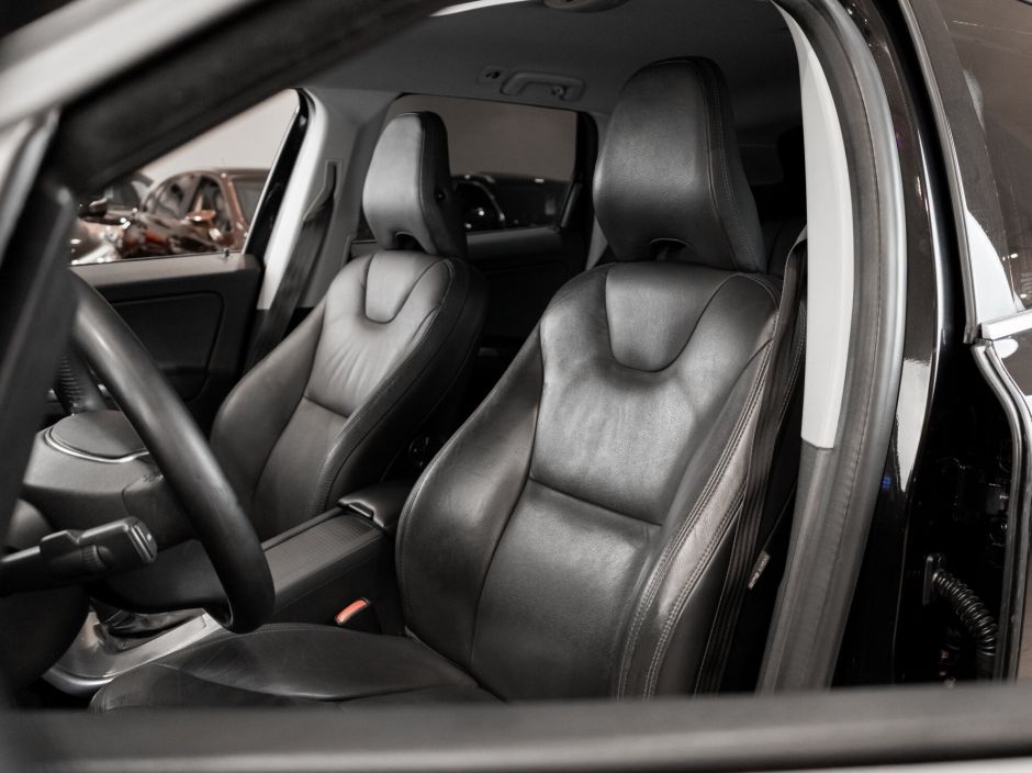 Volvo XC60 2.4 АКПП, 2012, 142 000 км фото 8