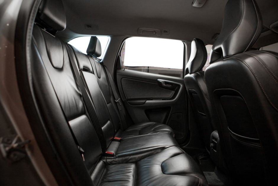 Volvo XC60 2.4 АКПП, 2014, 130 157 км фото 6