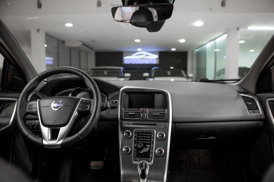 Volvo XC60 2.4 АКПП, 2014, 130 157 км фото 9