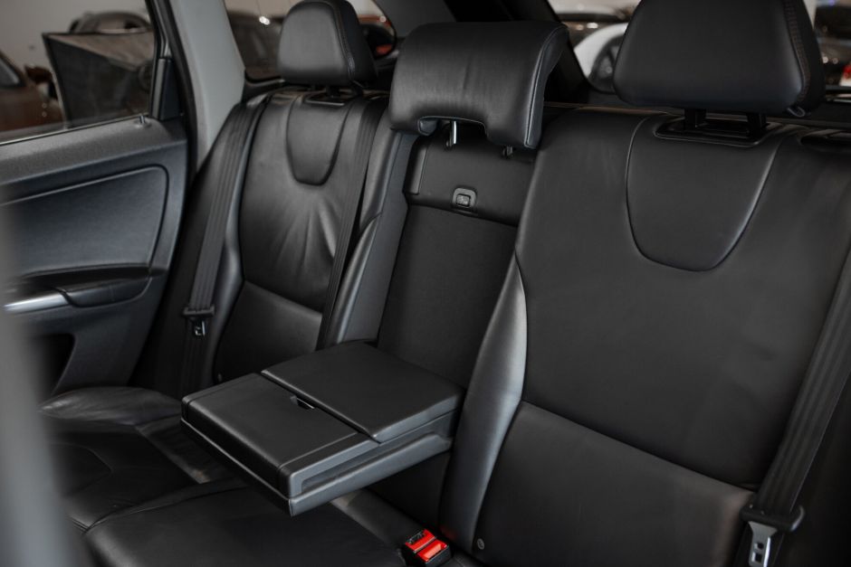 Volvo XC60 2.4 АКПП, 2014, 130 157 км фото 13