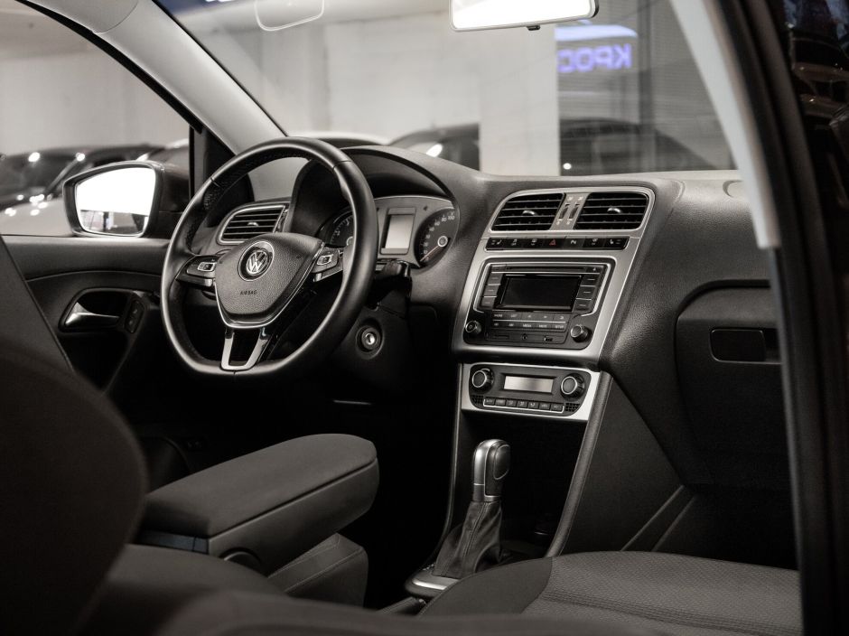 Volkswagen Polo 1.6 АКПП, 2017, 132 477 км фото 5