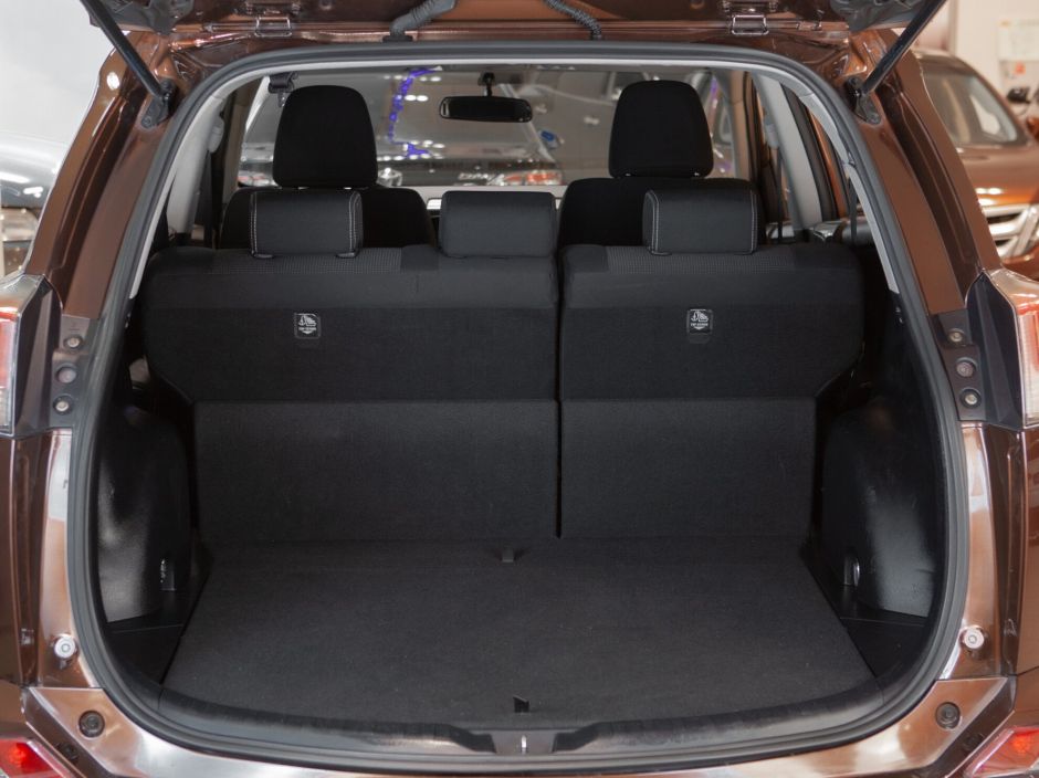 Toyota RAV4 0.0 CVT, 2016, 125 323 км фото 13