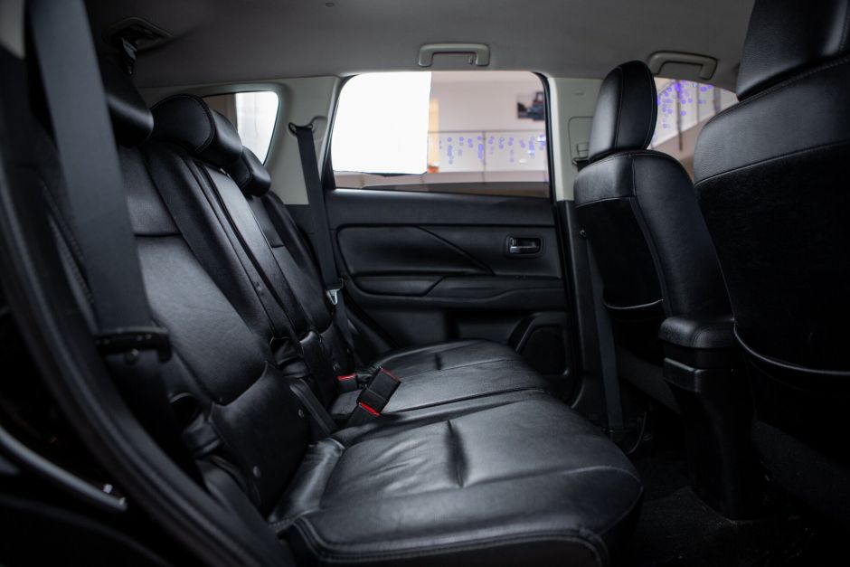 Mitsubishi Outlander 0.0 CVT, 2015, 158 474 км фото 6