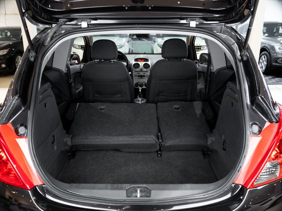 Opel Corsa 0.0 АКПП, 2011, 183 970 км фото 15