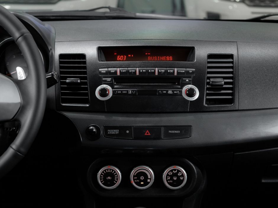 Mitsubishi Lancer 0.0 CVT, 2008, 142 396 км фото 7