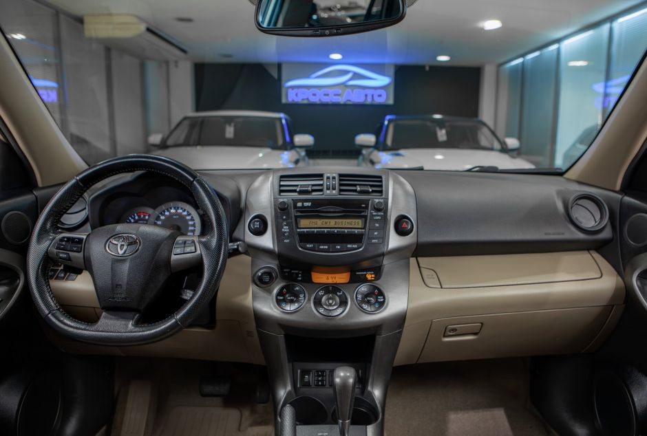 Toyota RAV4 0.0 CVT, 2010, 174 080 км фото 8