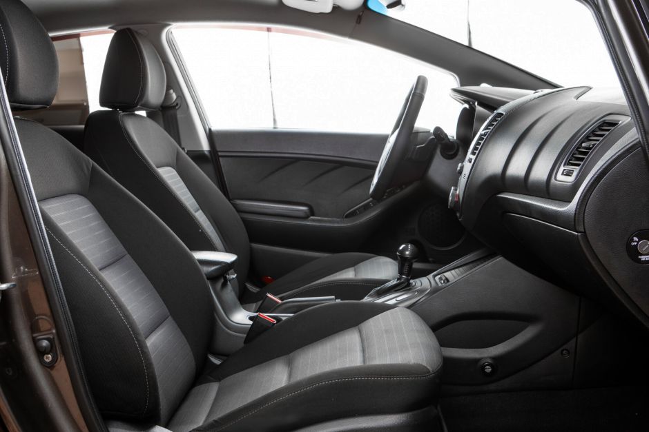 Kia Cerato 0.0 АКПП, 2014, 125 000 км фото 15