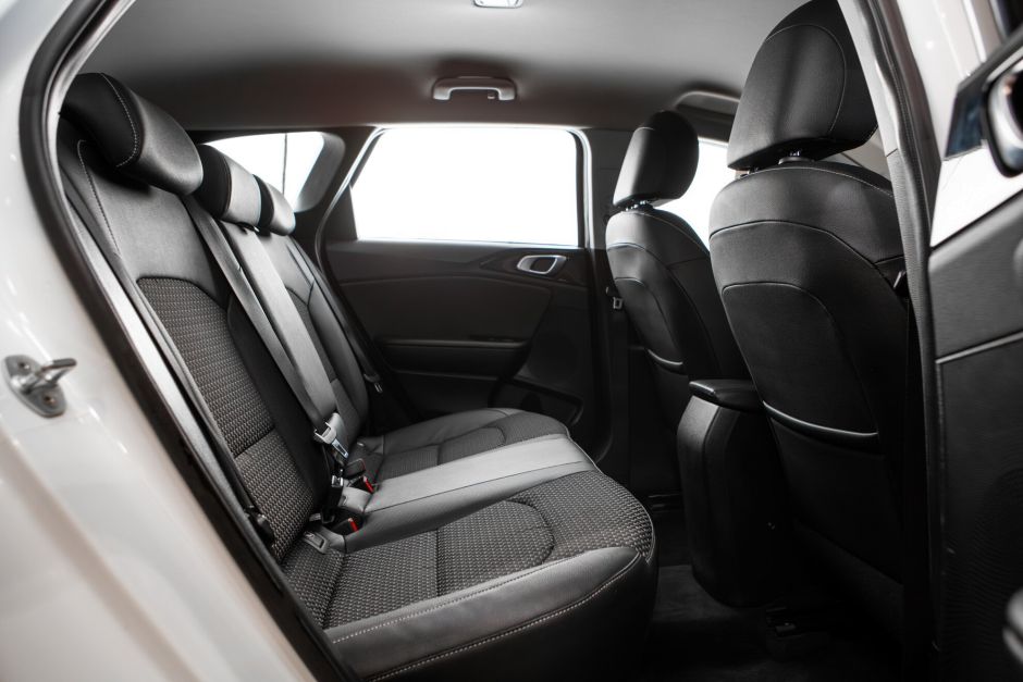 Kia Ceed 0.0 АКПП, 2019, 68 322 км фото 16