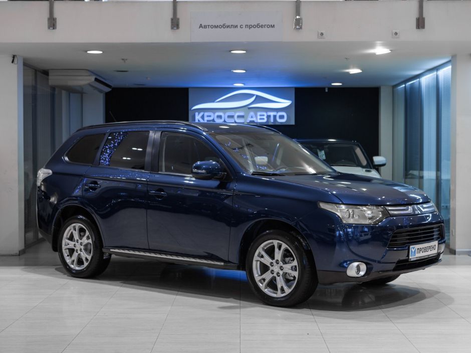 Mitsubishi Outlander 0.0 CVT, 2013, 158 399 км фото 3