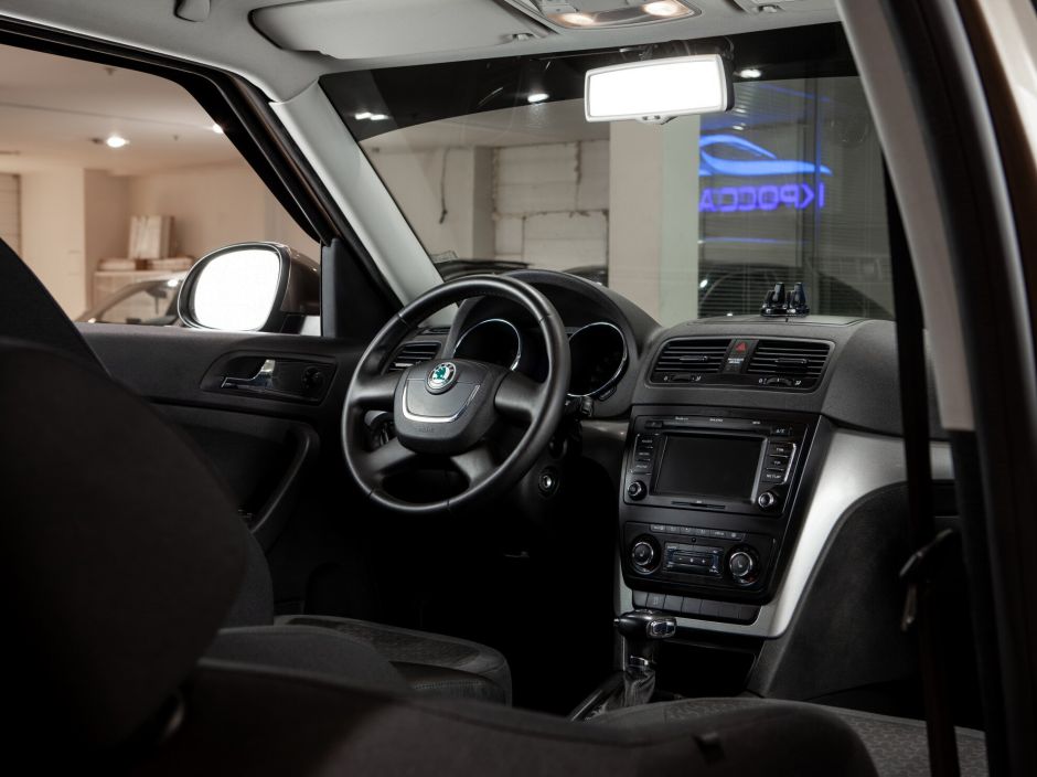 Skoda Yeti 0.0 РКПП, 2012, 132 257 км фото 12