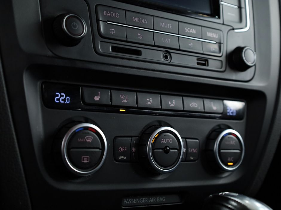 Volkswagen Jetta 0.0 РКПП, 2013, 126 305 км фото 9