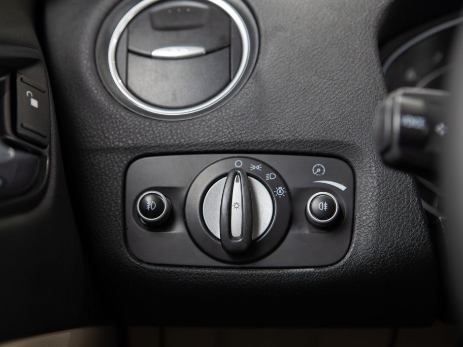 Ford Mondeo 0.0 РКПП, 2011, 171 652 км фото 9