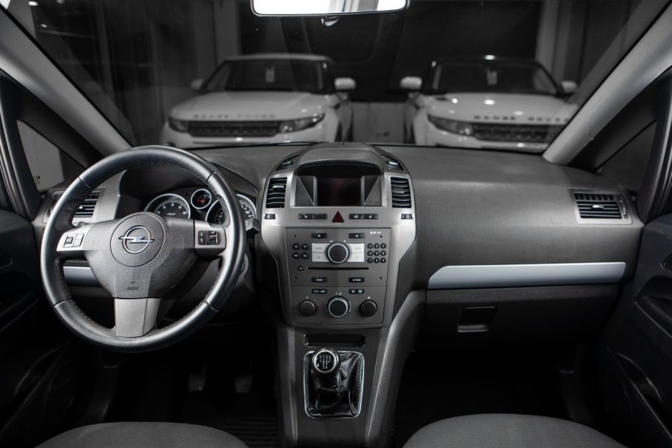 Opel Zafira 0.0 МКПП, 2006, 151 000 км фото 9