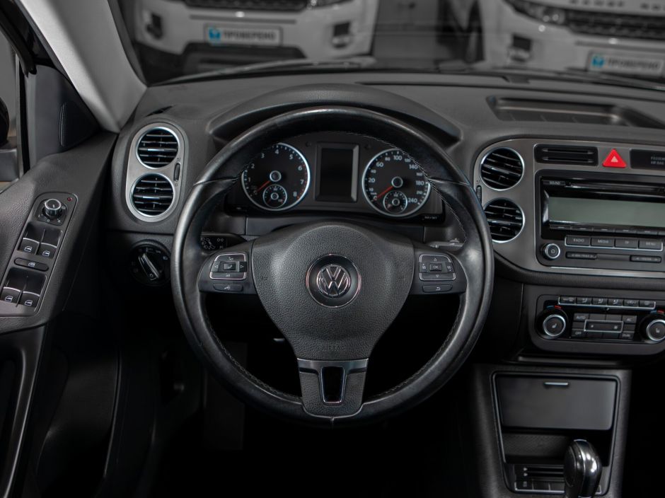 Volkswagen Tiguan 0.0 АКПП, 2011, 159 462 км фото 9