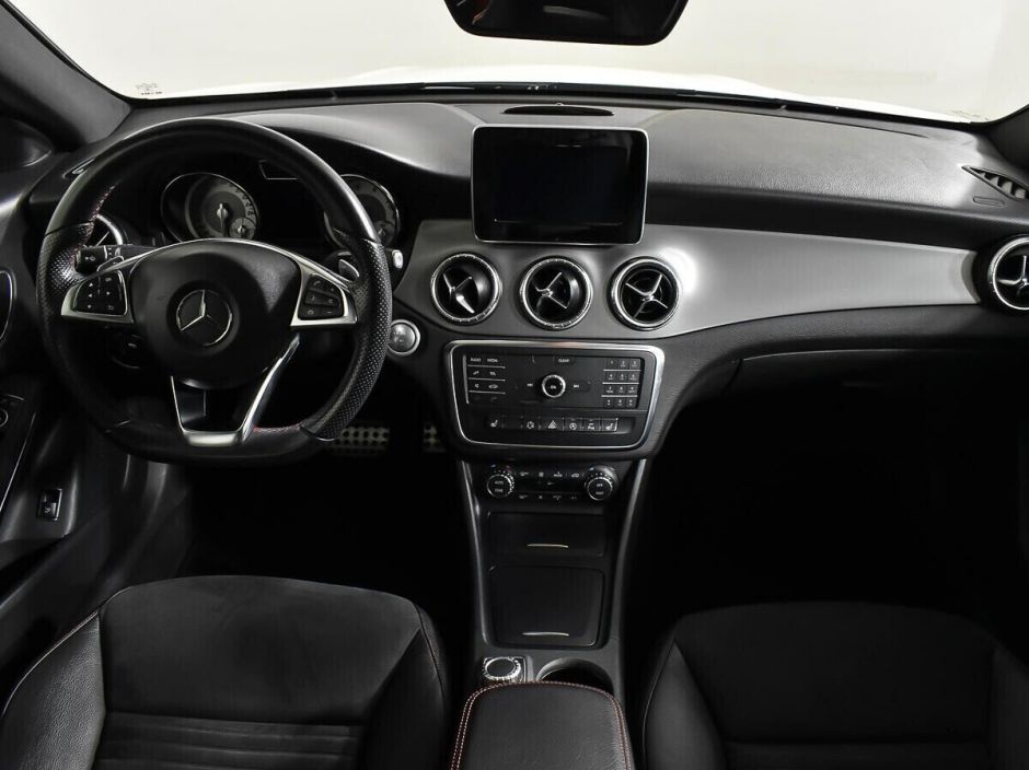 Mercedes-Benz CLA 2.0 РКПП, 2015, 102 000 км фото 6