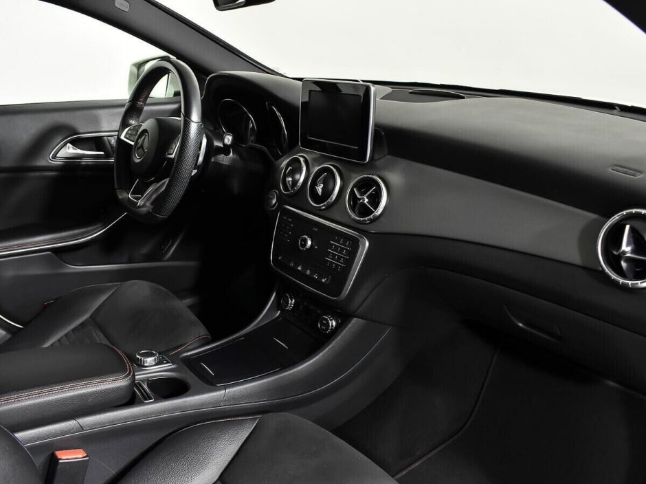 Mercedes-Benz CLA 2.0 РКПП, 2015, 102 000 км фото 11