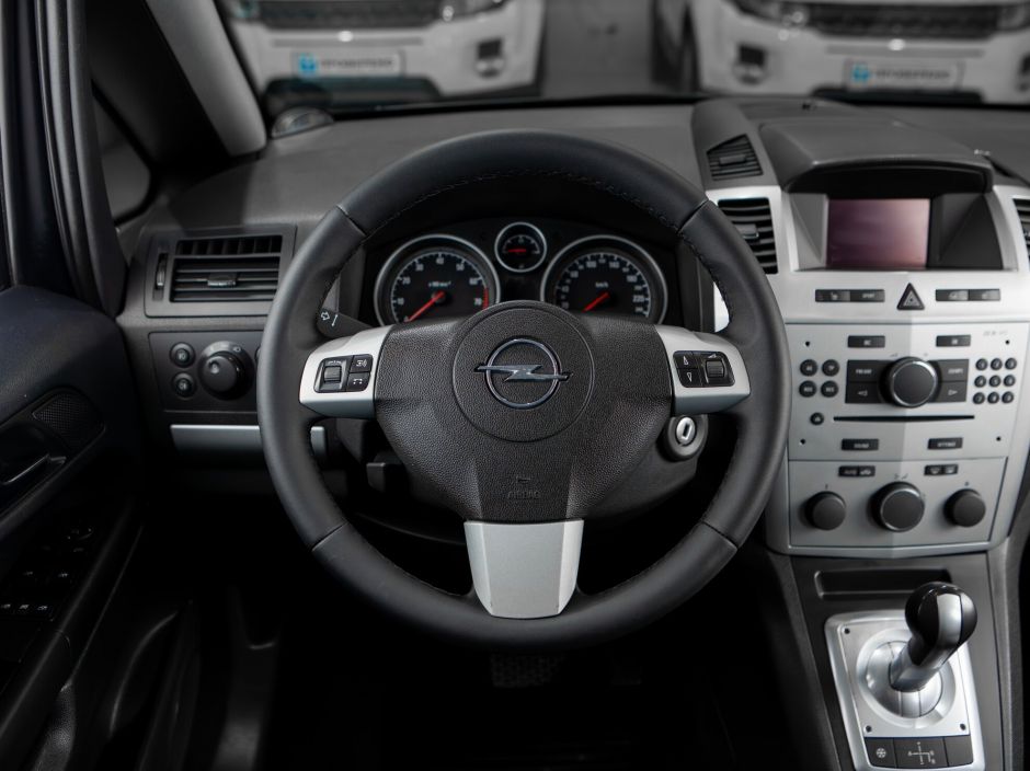 Opel Zafira 0.0 РКПП, 2011, 137 599 км фото 10