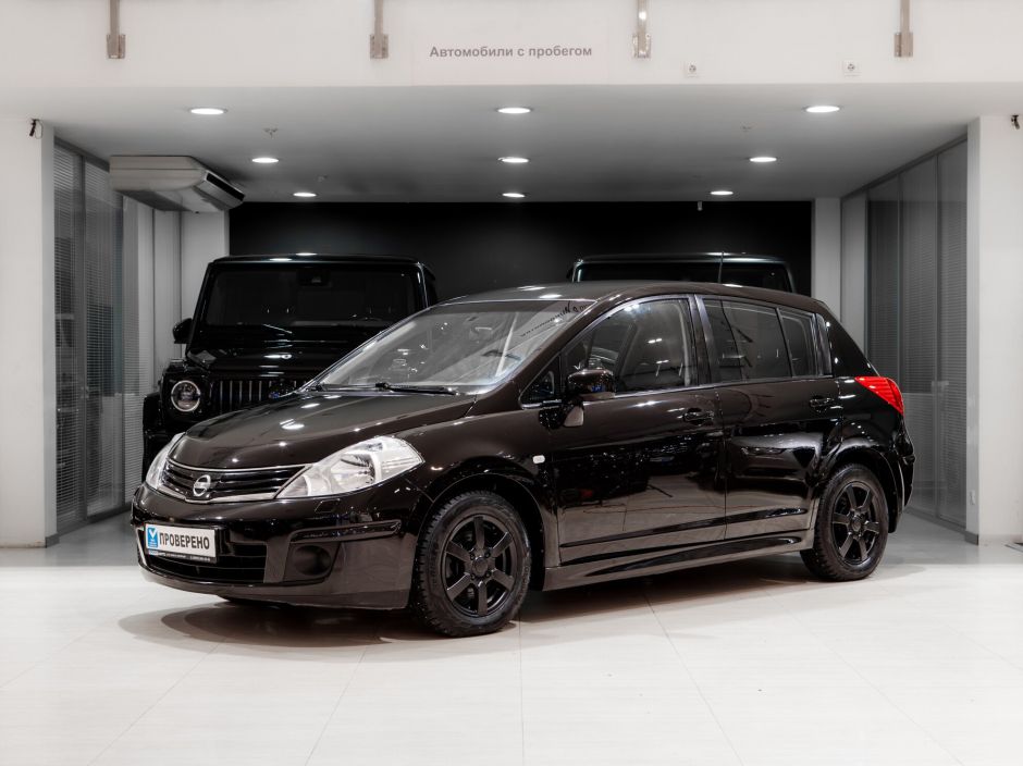 Nissan Tiida 0.0 АКПП, 2010, 130 285 км фото 1