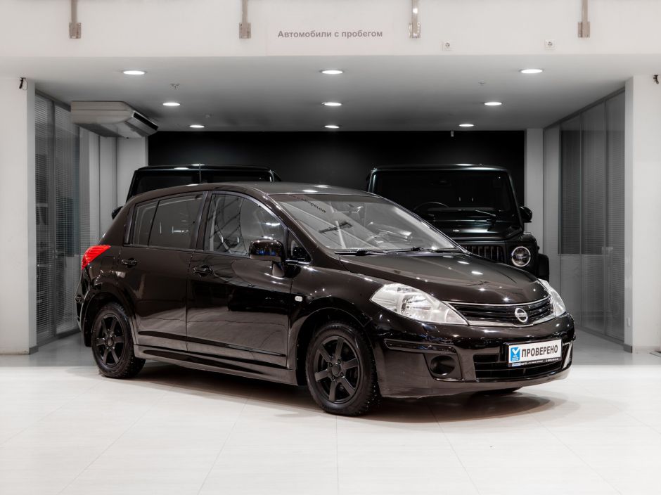 Nissan Tiida 0.0 АКПП, 2010, 130 285 км фото 3