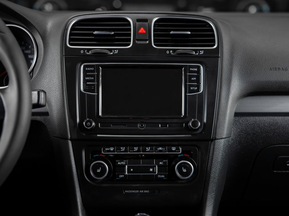 Volkswagen Golf 0.0 РКПП, 2012, 144 657 км фото 10