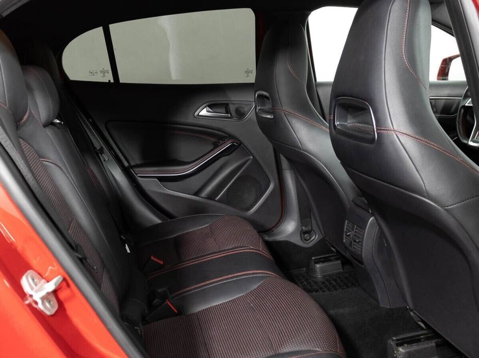 Mercedes-Benz GLA 1.6 РКПП, 2015, 97 000 км фото 10