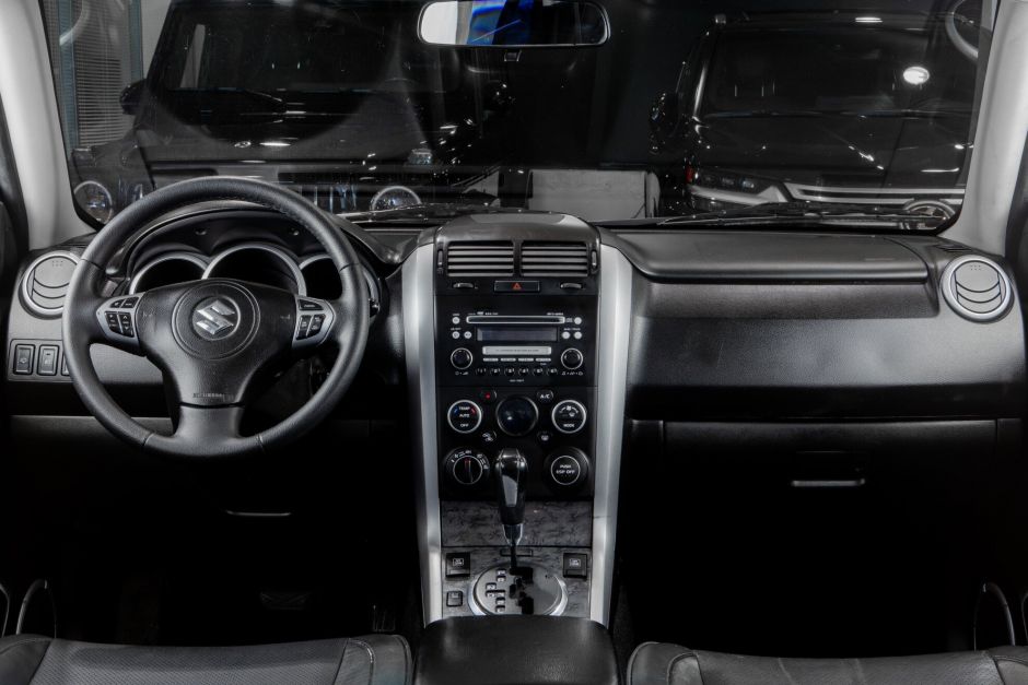 Suzuki Grand Vitara 0.0 АКПП, 2010, 153 312 км фото 9