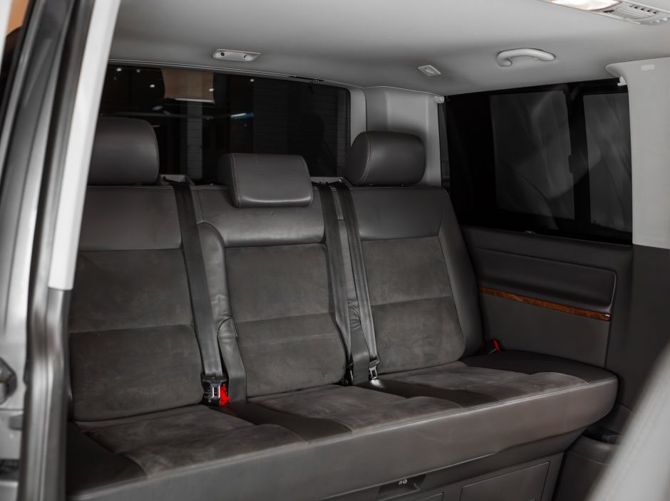 Volkswagen Multivan 0.0 РКПП, 2011, 166 000 км фото 6