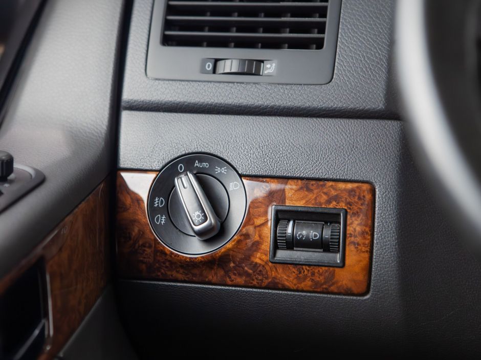 Volkswagen Multivan 0.0 РКПП, 2011, 166 000 км фото 9