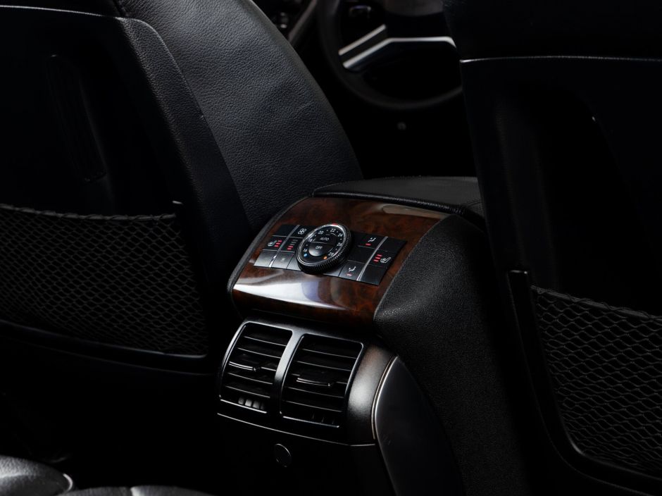 Mercedes-Benz R-класс 0.0 АКПП, 2011, 140 353 км фото 7