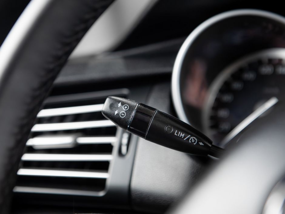 Mercedes-Benz R-класс 0.0 АКПП, 2011, 140 353 км фото 12