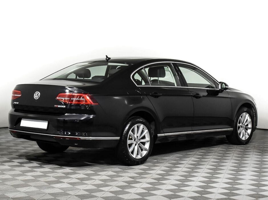 Volkswagen Passat 1.8 РКПП, 2018, 68 000 км фото 2