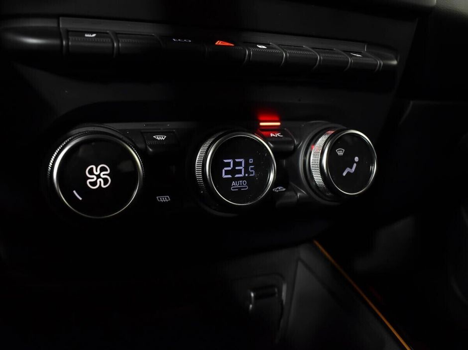 Renault Duster 1.5 МКПП, 2021, 34 000 км фото 11