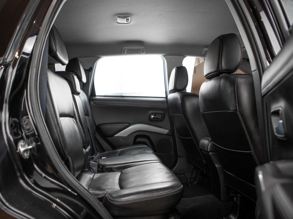 Mitsubishi Outlander 0.0 CVT, 2011, 167 941 км фото 13