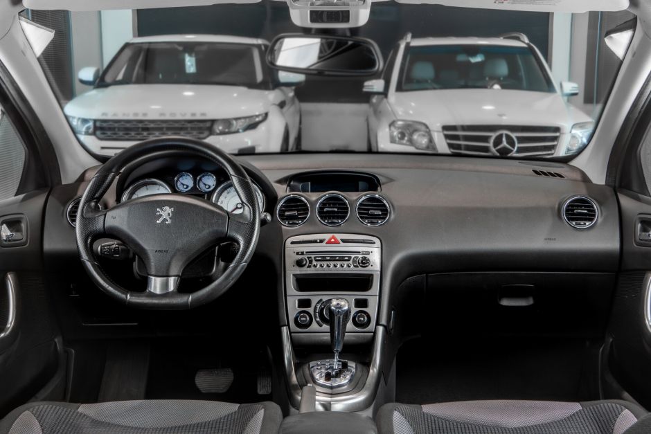 Peugeot 308 0.0 АКПП, 2010, 151 732 км фото 7