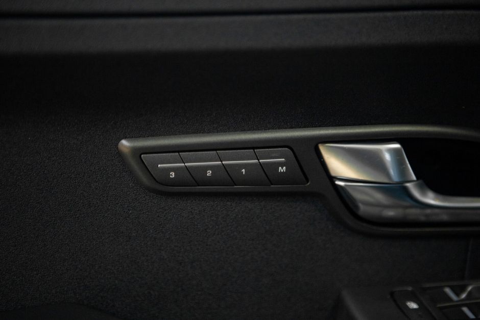 Land Rover Range Rover Evoque 0.0 АКПП, 2013, 100 618 км фото 13