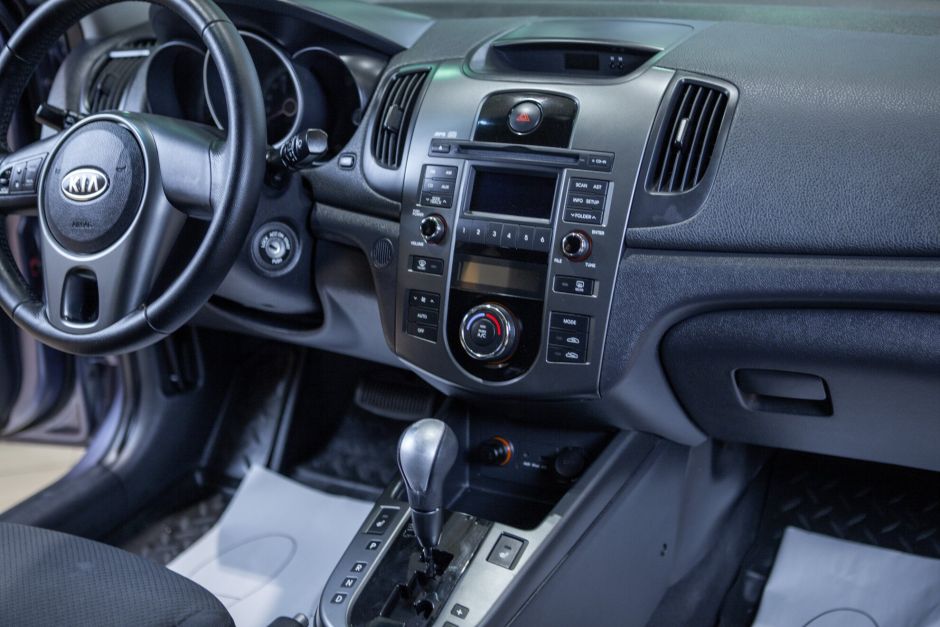 Kia Cerato 0.0 АКПП, 2012, 133 569 км фото 12